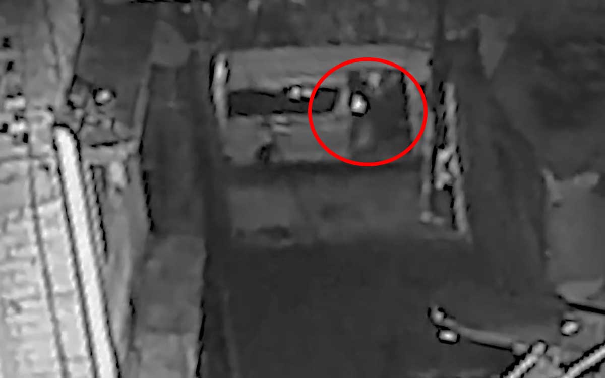 Edomex: Pasajero de combi mata a presunto asaltante | Video