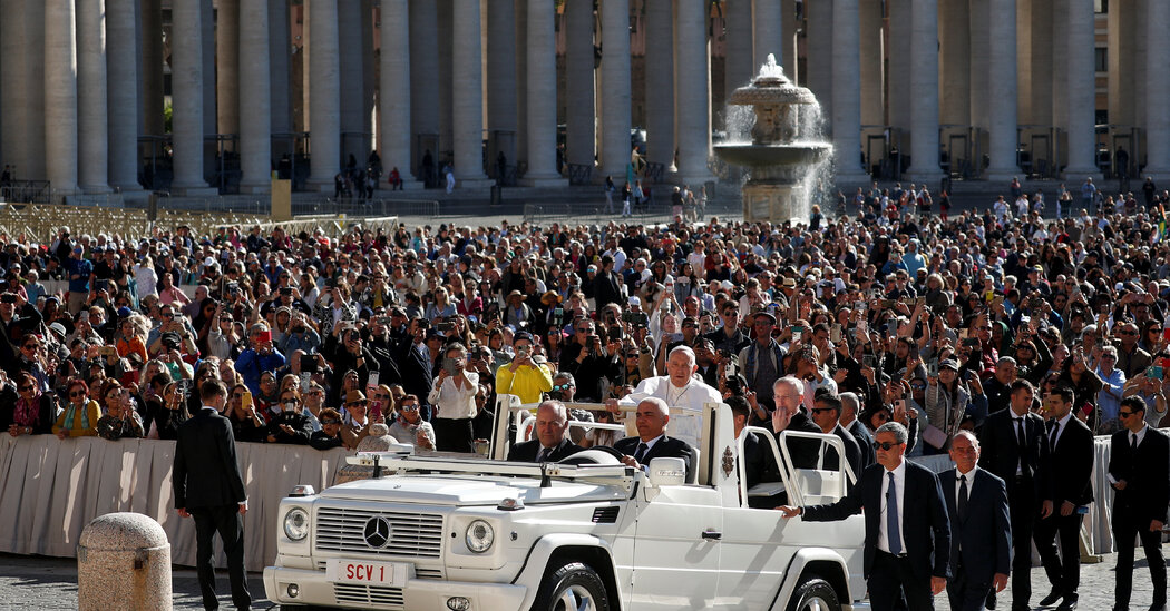 El Papa da a las mujeres el voto en influyente reunión de obispos