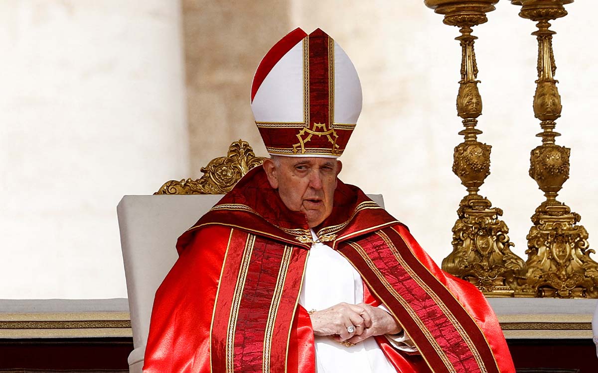 El Papa no acudirá al Coliseo para el Viacrucis y lo seguirá en el Vaticano