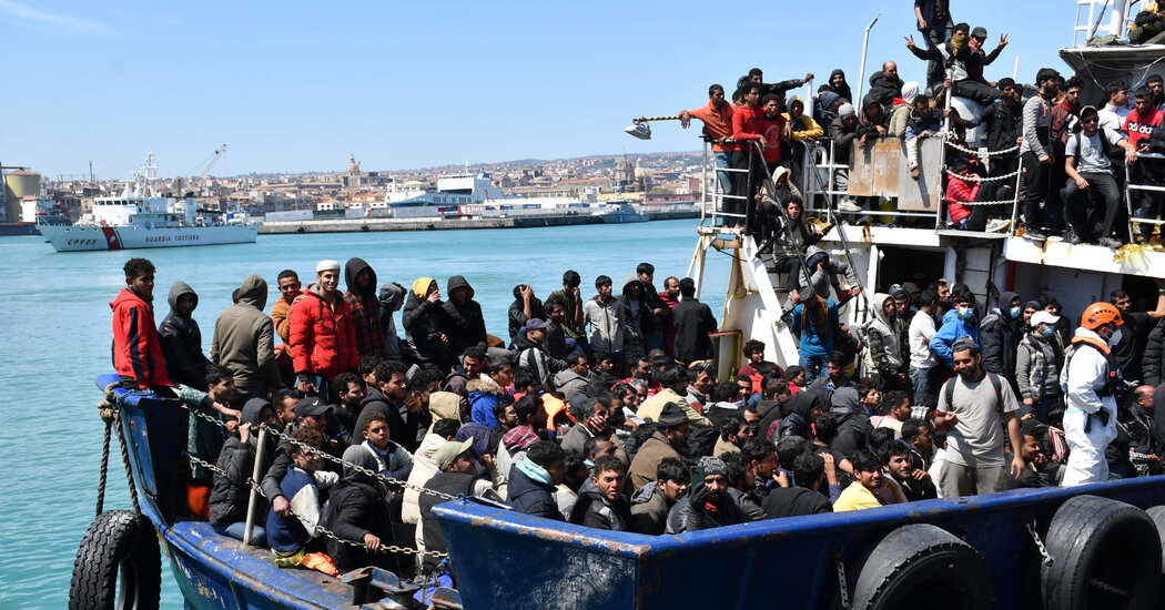 El Senado de Italia aprueba la represión de migrantes de Meloni