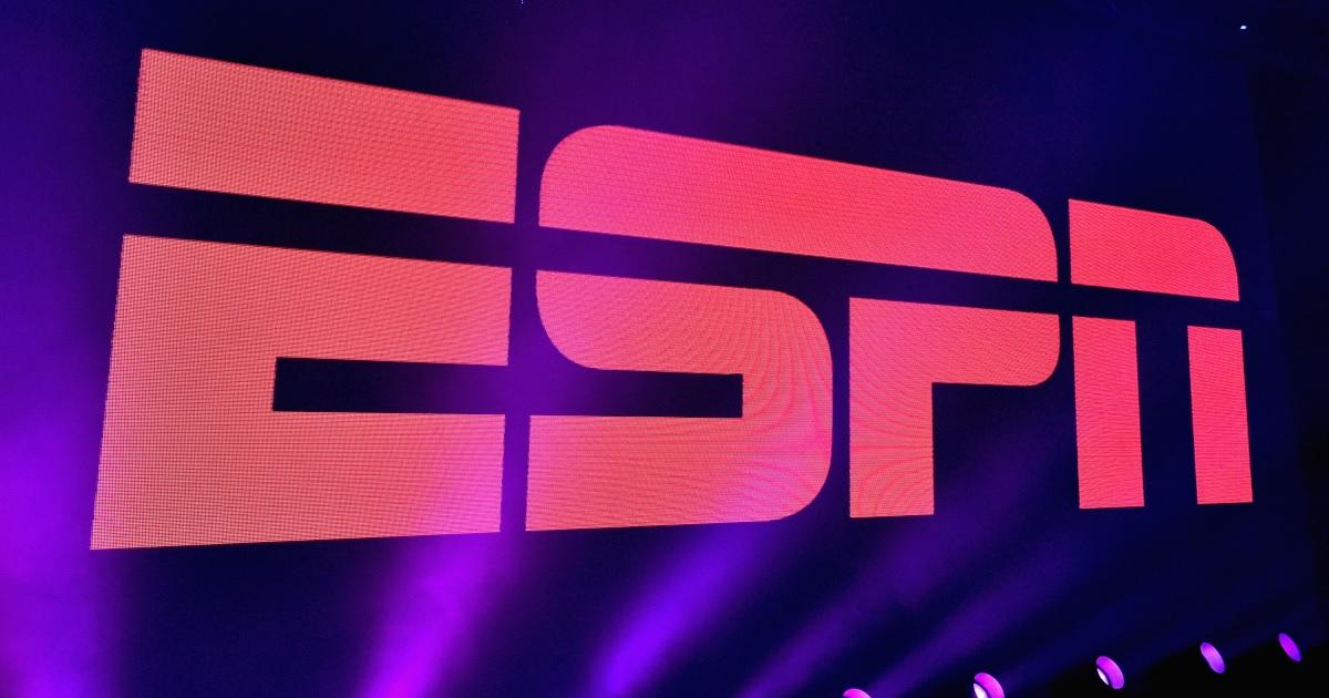 El popular presentador de ESPN deja la cadena por OutKick