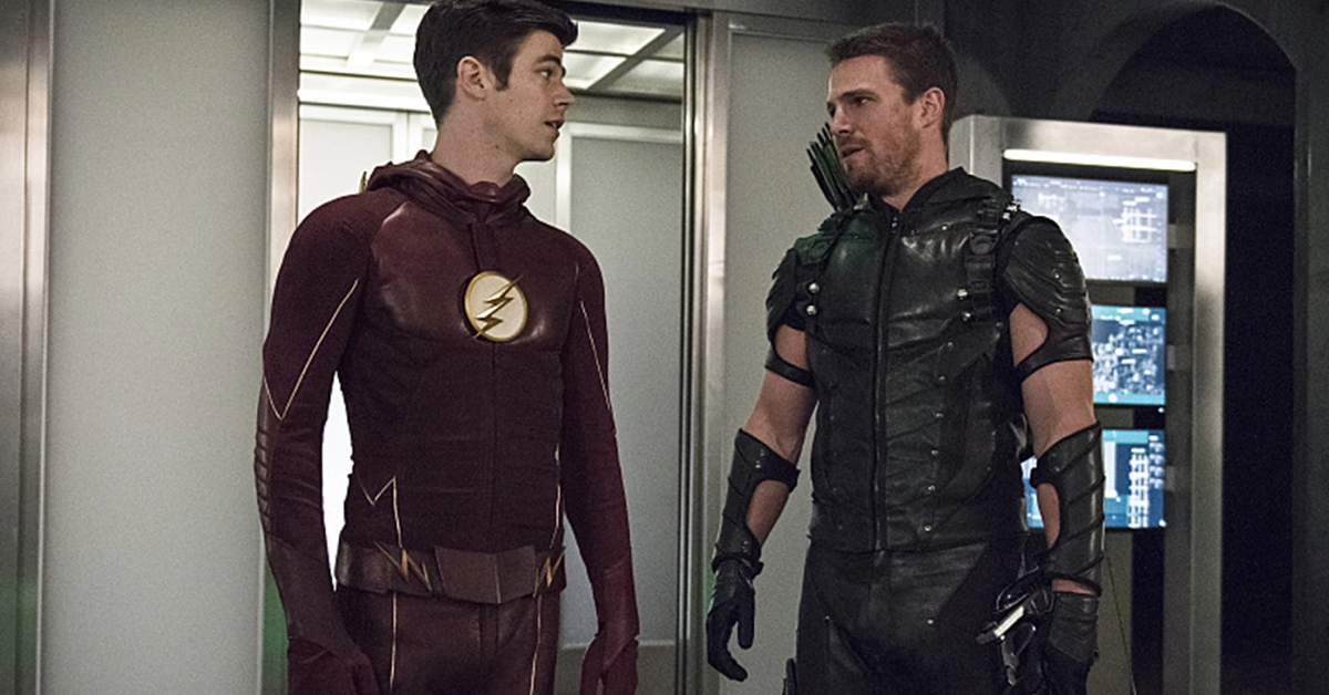 El tráiler de Flash revela el regreso de Oliver y muestra una secuela de Crisis on Infinite Earths