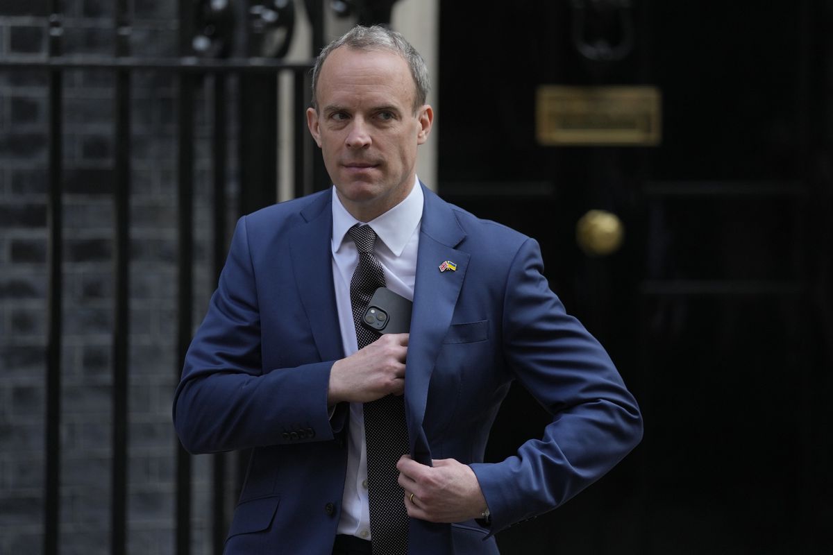 El vice primer ministro del Reino Unido, Dominic Raab, dimite tras la investigación por acoso laboral a los funcionarios a su cargo