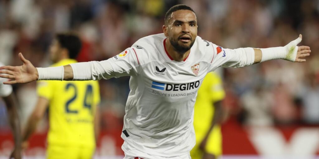 En-Nesyri prolonga el estado de felicidad en el Sevilla