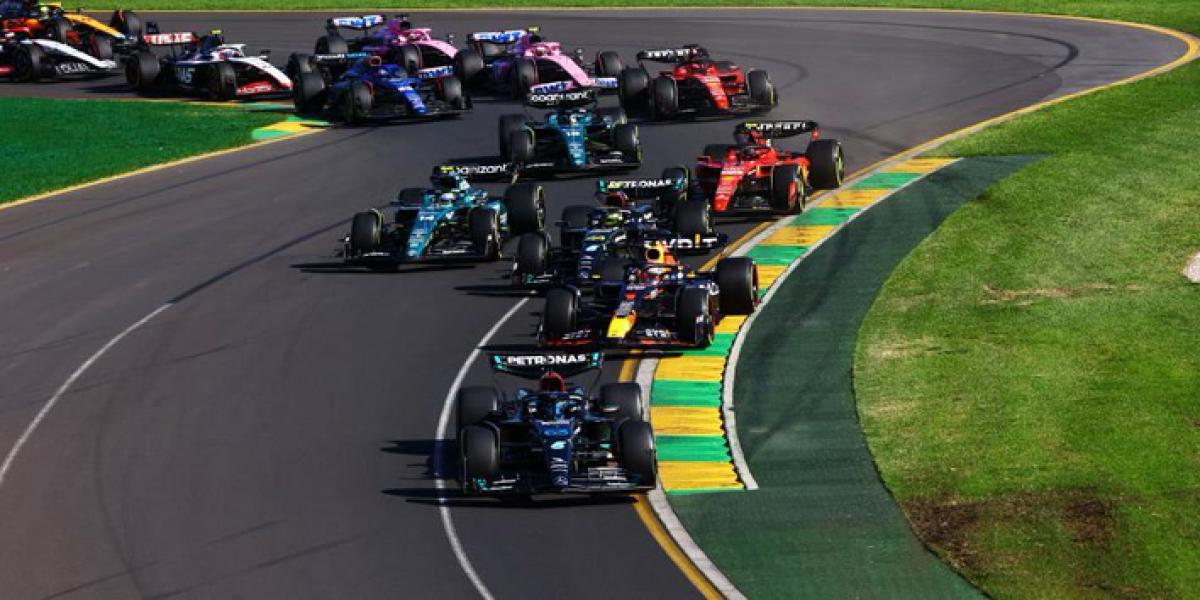 F1 GP Australia: Verstappen gana y Alonso, otro podio con un gran susto final
