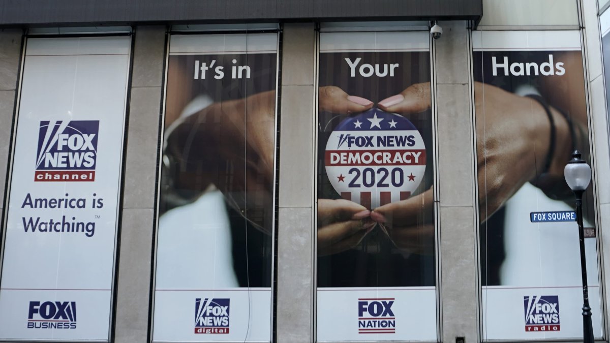 Fox News y Dominion llegan a un acuerdo millonario para resolver la demanda por difamación