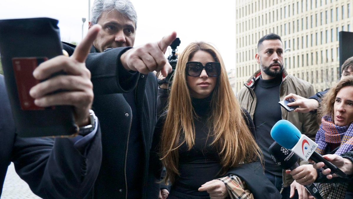 “Han vivido un año muy difícil”: Shakira pide a los medios que no acosen a sus hijos