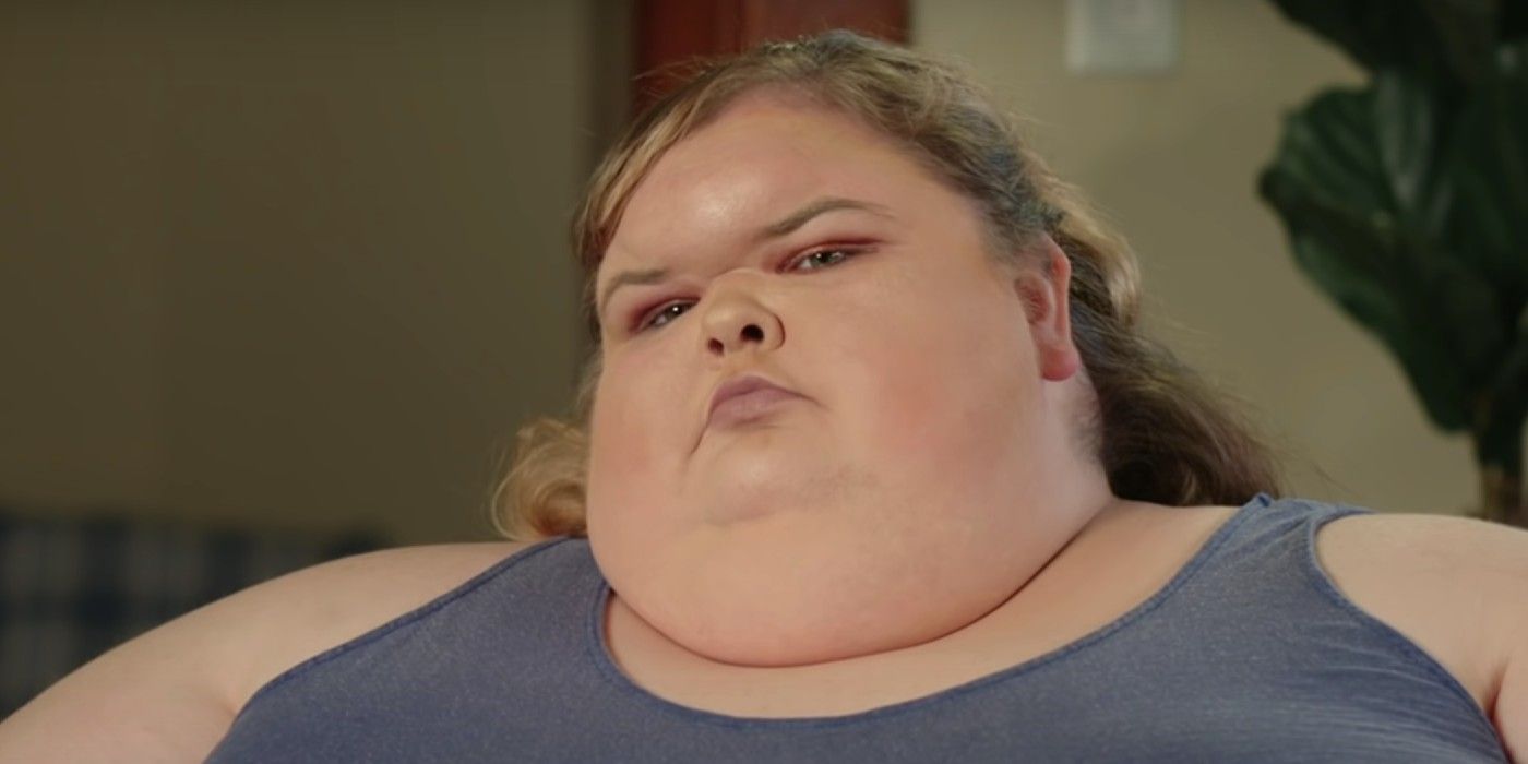Tammy Slaton on 1000-Lb Sisters wearing gray top before bariatric surgery
