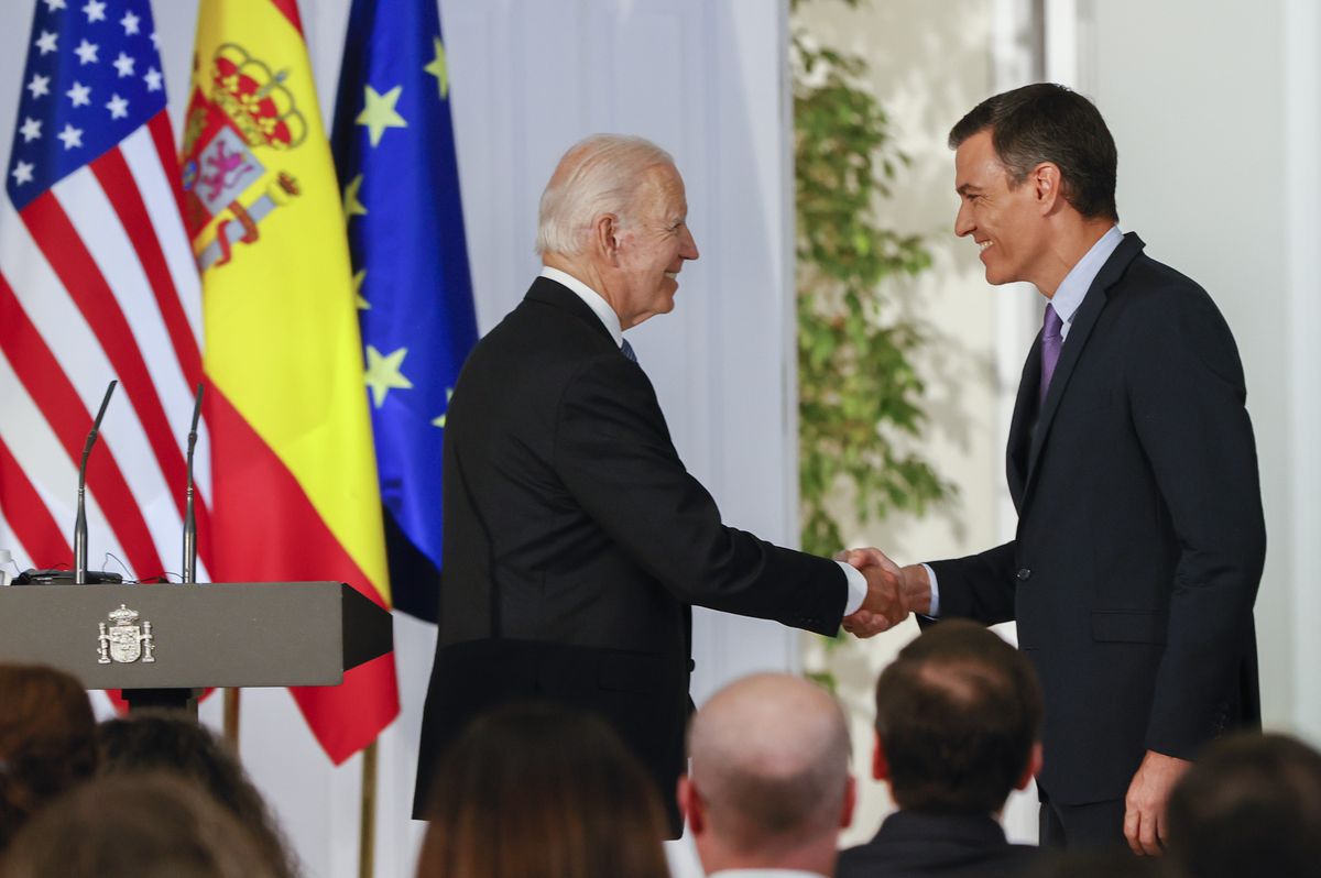 Joe Biden invita a Pedro Sánchez a la Casa Blanca