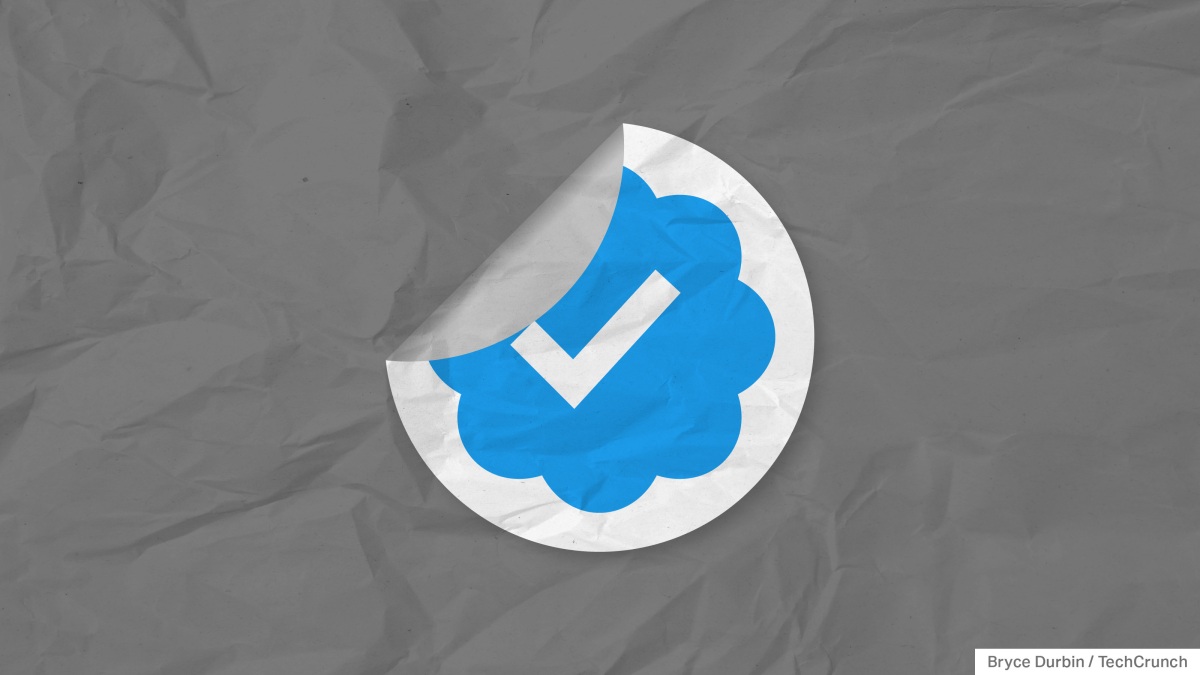 Twitter restablece la marca de verificación azul para las cuentas principales, incluso si no pagaron por ella