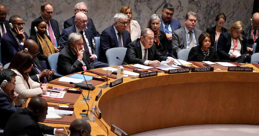 Lavrov de Rusia encabeza reunión de paz de la ONU y recibe acusaciones de hipocresía