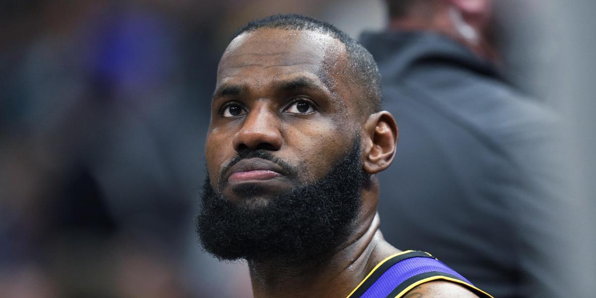 LeBron James lidera la nueva camada de multimillonarios del deporte