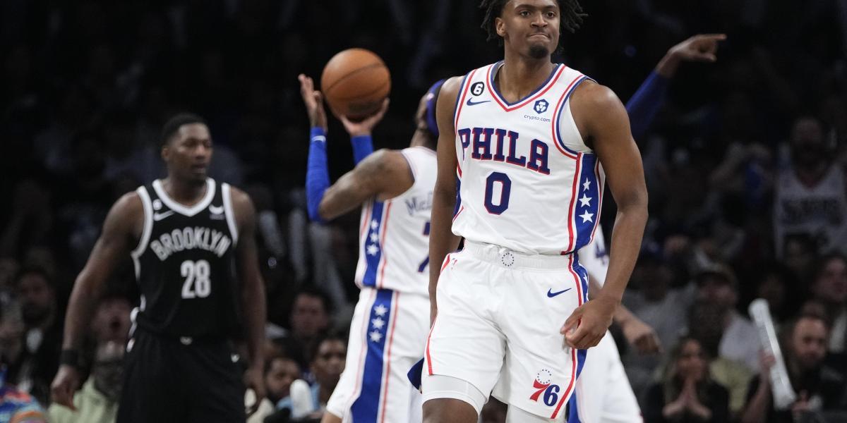 Los Sixers barren a los Nets y cruzan los dedos por Embiid