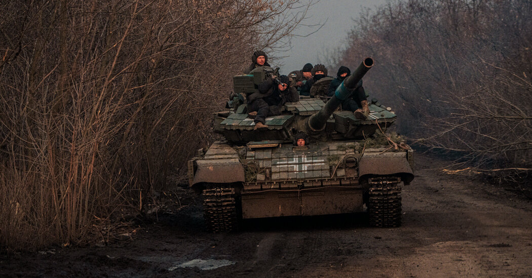 Los suministros de armas occidentales no alcanzan las necesidades de Ucrania, según documentos