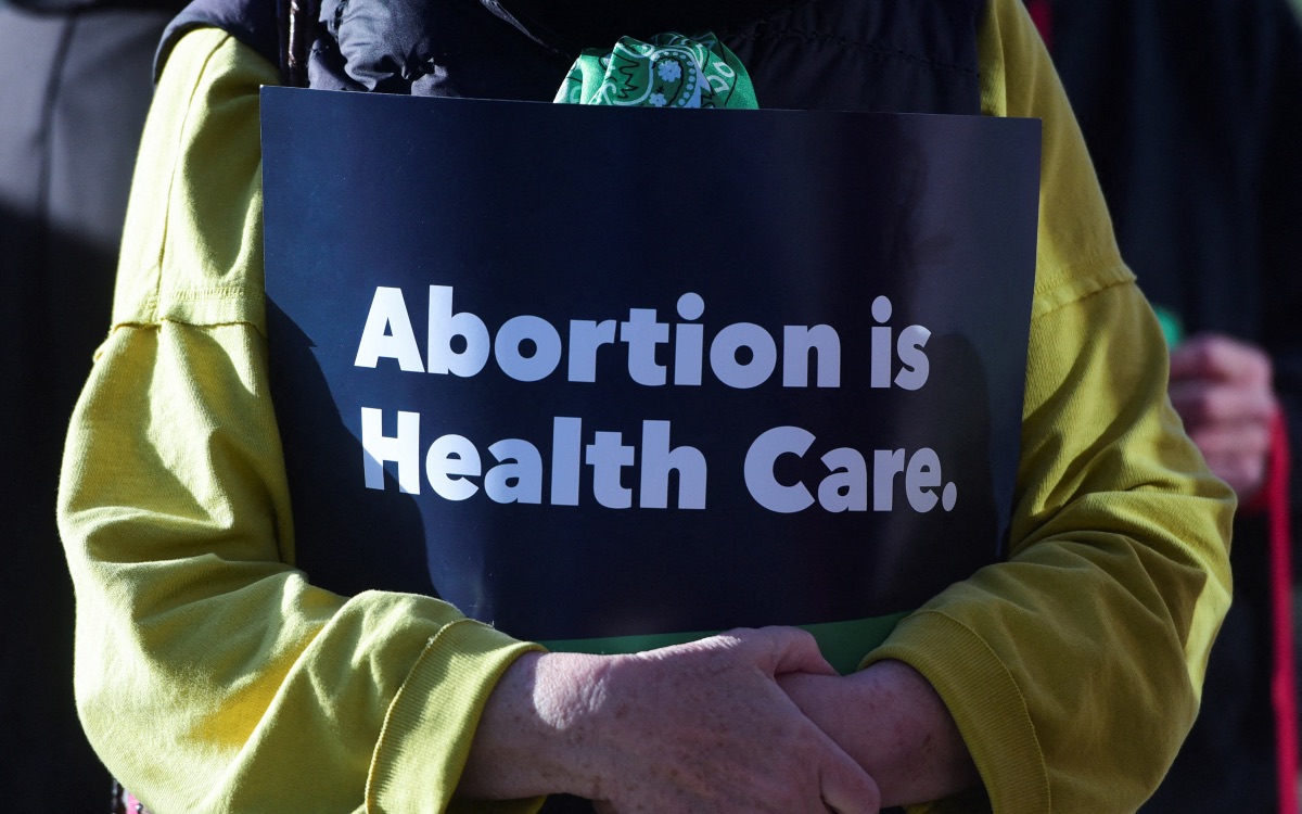 Míchigan deroga oficialmente una ley de 1931 que penalizaba el aborto