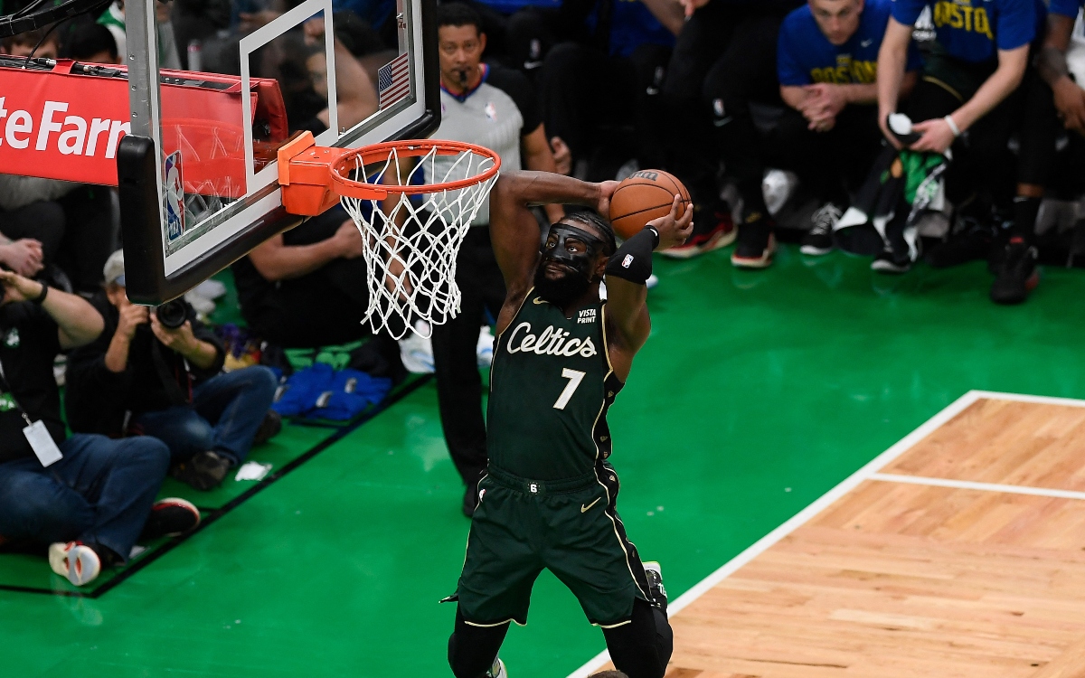 NBA Playoffs: Los Celtics arracan la postemporada con una paliza sobre los Hawks