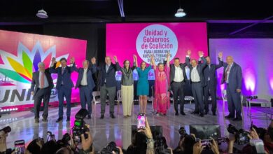 Oposición mexicana busca coalición contra "presidencialismo" de AMLO