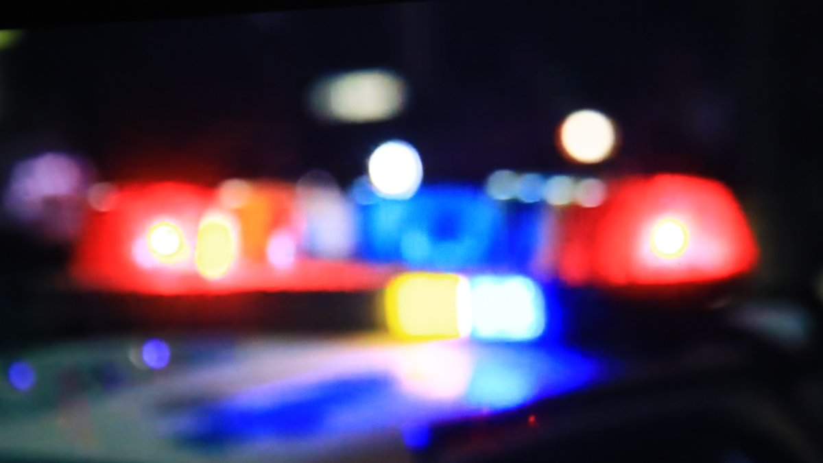 Policías disparan fatalmente a un hombre tras equivocarse de casa en Nuevo México