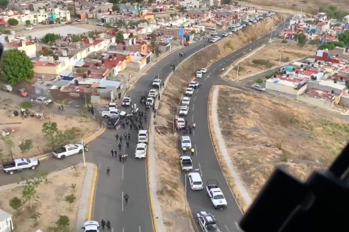 Sicarios matan a 2 policías investigadores en Morelia y fuerzas federales los sitian