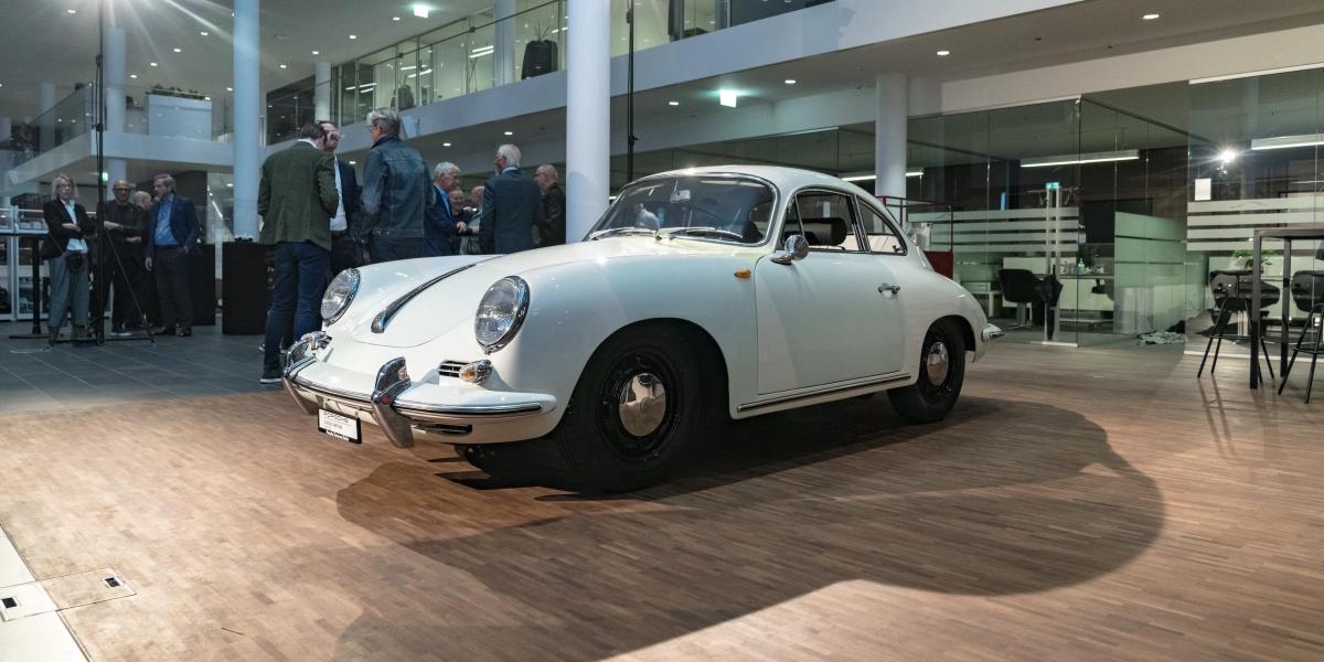 Un Porsche 356 SC de 1964, convertido en obra de arte