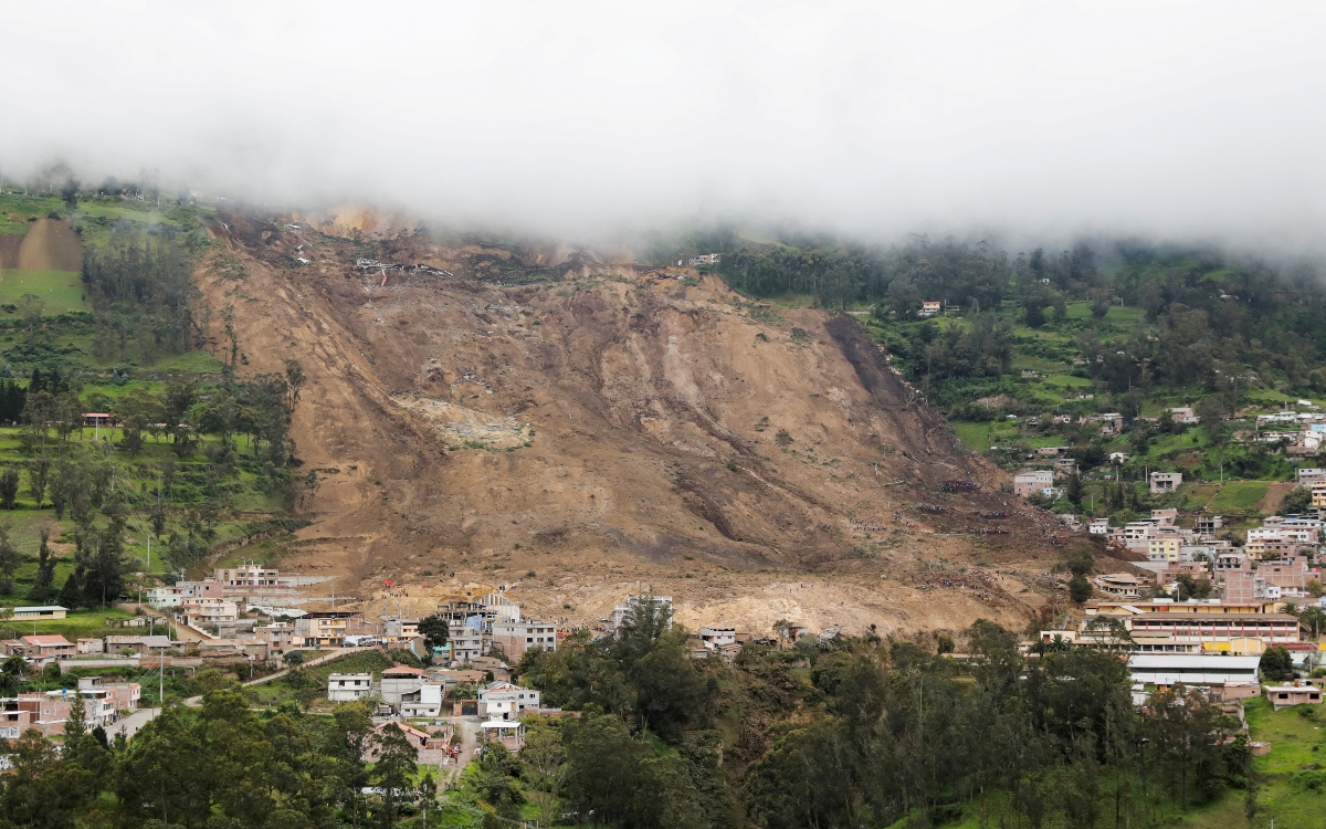 Van 27 fallecidos por alud en zona andina de Ecuador