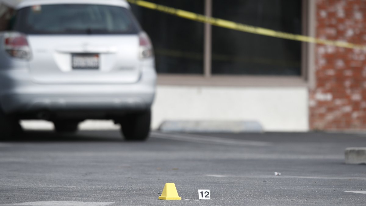 tiroteo en una vivienda del condado de San Jacinto deja a 5 muertos