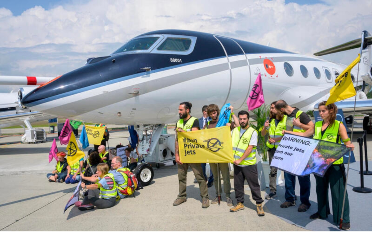 Activistas climáticos causan cierre del aeropuerto de Ginebra