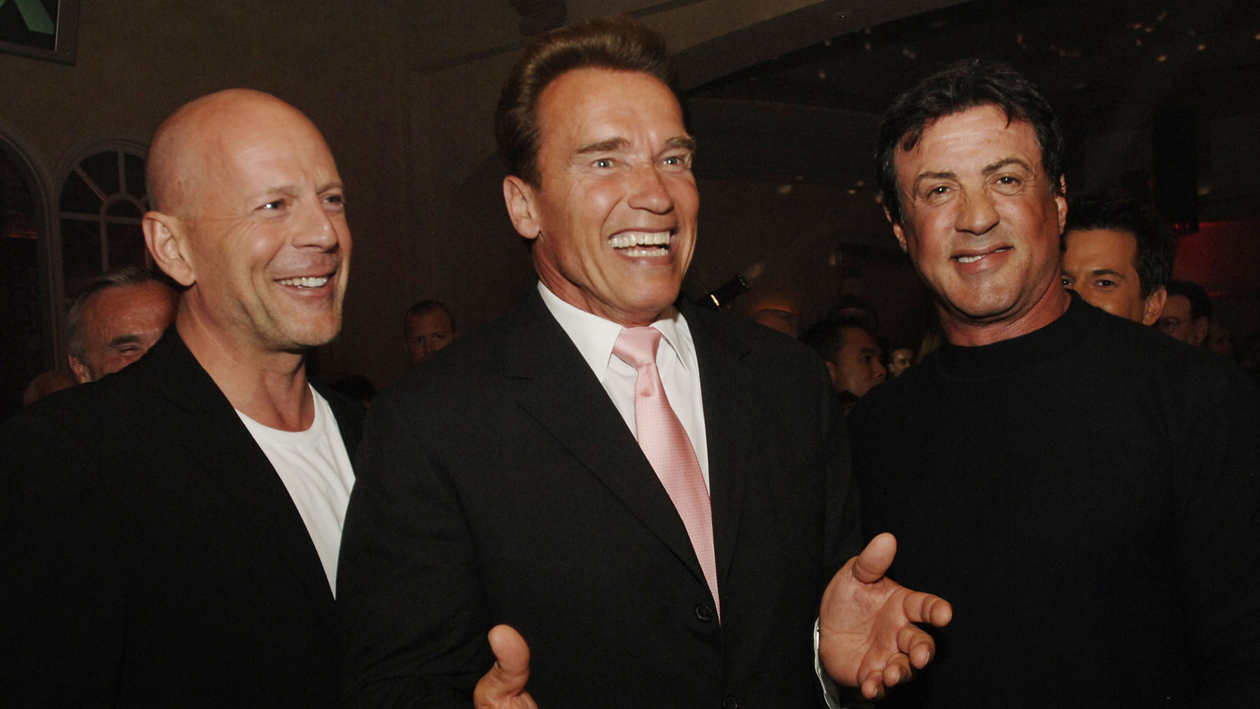 Arnold Schwarzenegger comparte unas conmovedoras palabras sobre Bruce Willis