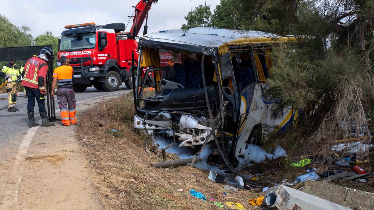 Autobús se vuelca dejando un muerto y 39 heridos en España