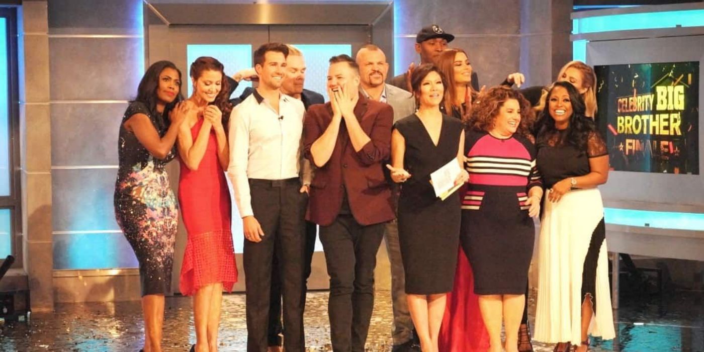 Celebrity Big Brother Season 1 Cast with host Julie Chen