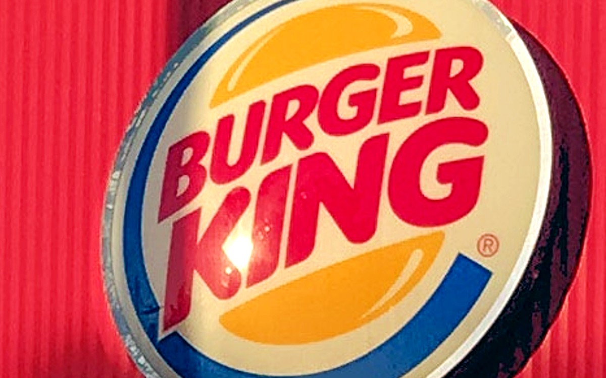 Burger King pagará 8 millones a hombre que se cayó en el baño