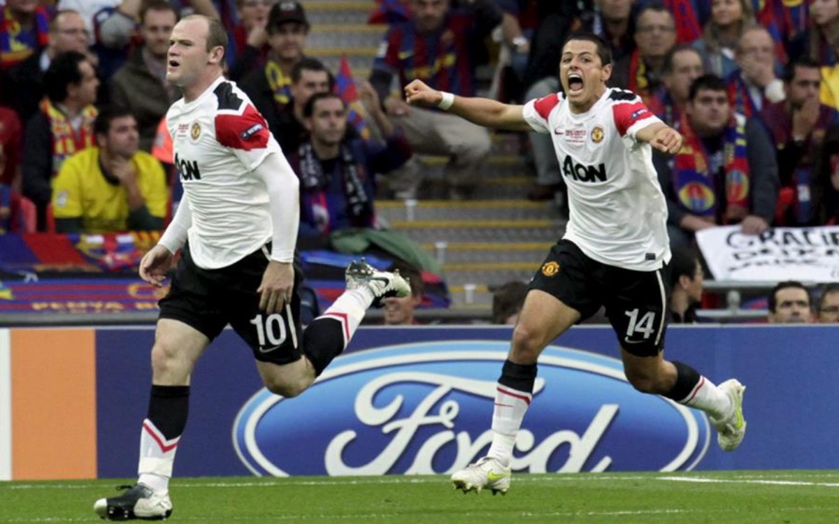 ‘Chicharito’ reta a Rooney en un duelo entre exdelanteros del Manchester United