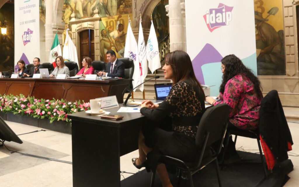 Chocan jueces por suspensiones sobre designaciones en el INAI