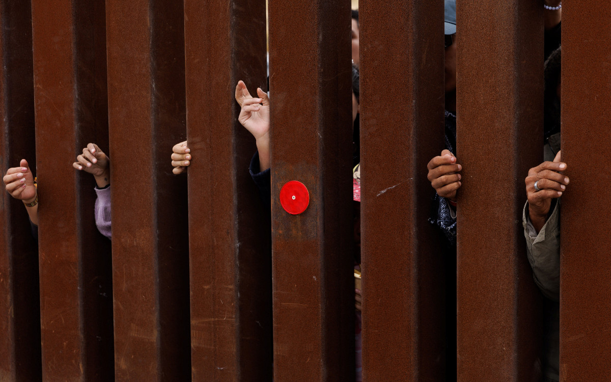 Cinco voces explican la crisis migratoria en la frontera México-EU