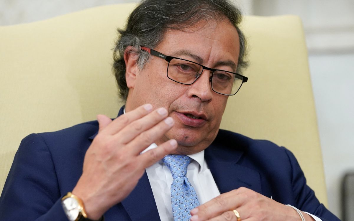 Colombia: Familia del fiscal general saldrá del país tras polémica con Petro