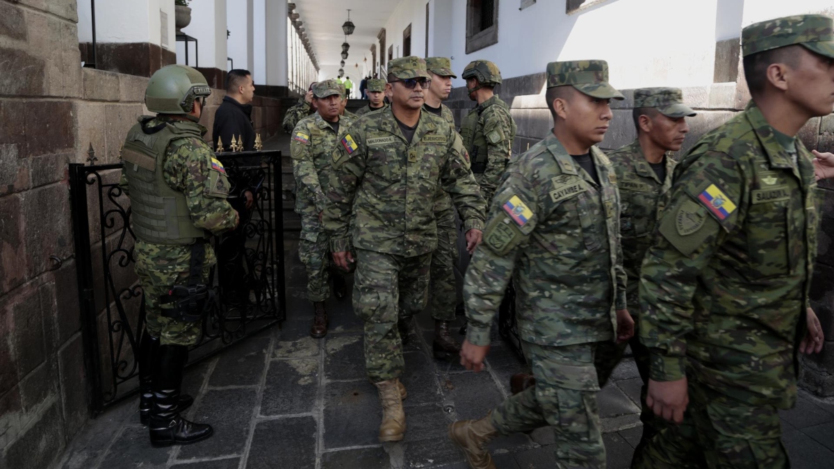 Conoce qué es la “muerte cruzada”, la medida que tiene los ojos de América Latina en Ecuador