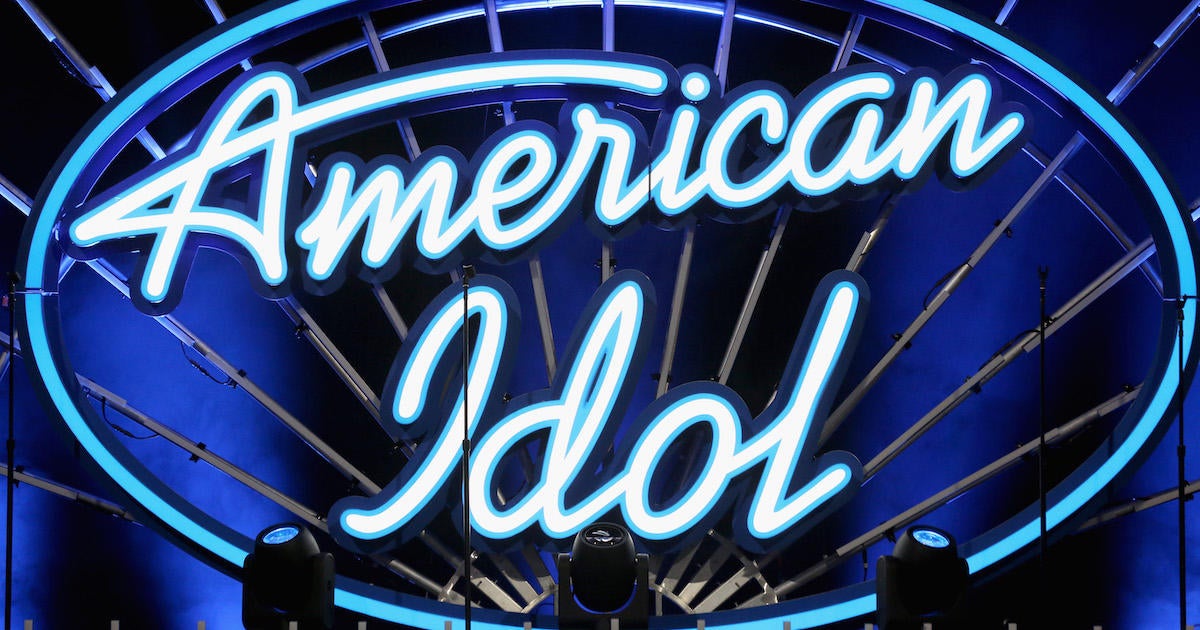 El ganador de ‘American Idol’ revela que ha vuelto a actuar en el metro de Nueva York para ganar dinero