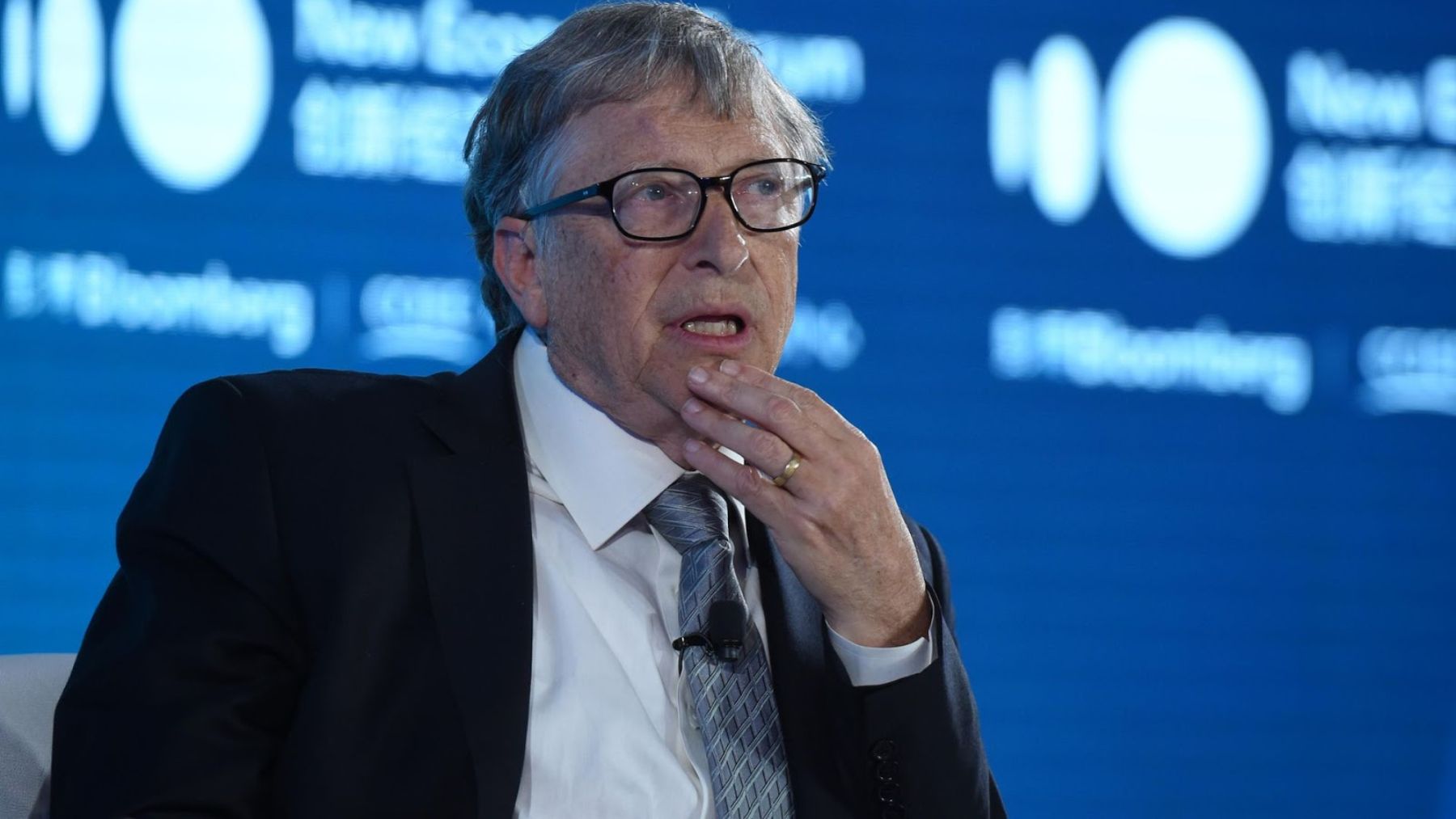 El mundo va a sufrir un asombroso cambio y Bill Gates ya está avisando sobre ello
