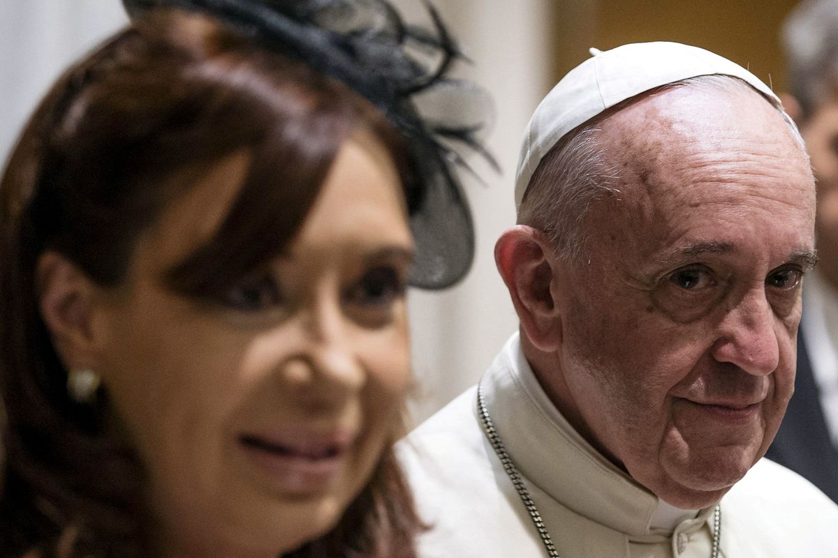El papa Francisco revela que el kirchnerismo intentó meterlo preso: “Querían cortarme la cabeza”