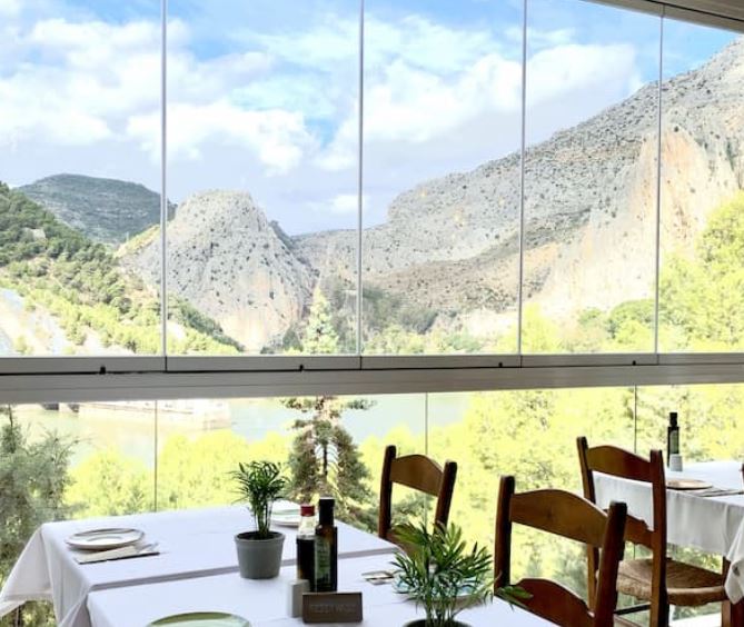 Este restaurante tiene las mejores vistas de España, según la Guía Repsol