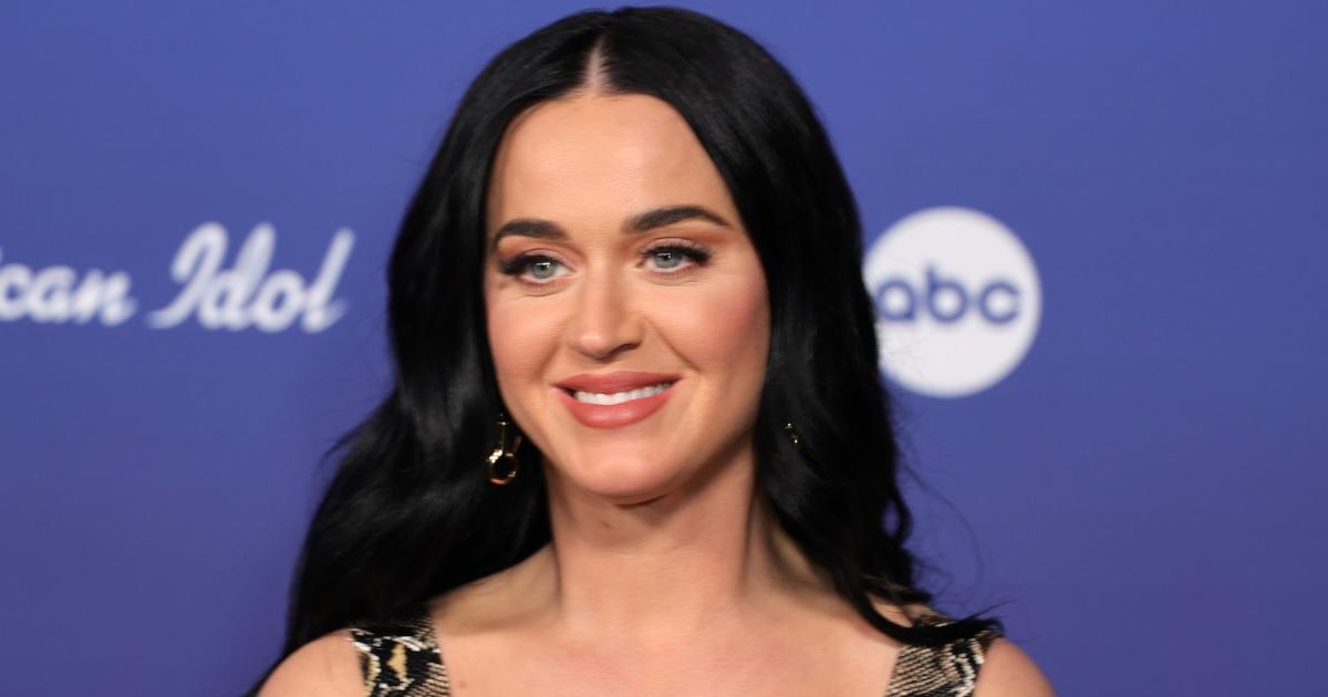 Katy Perry le falta el respeto a otro cantante de ‘American Idol’, los fanáticos exigen disculpas