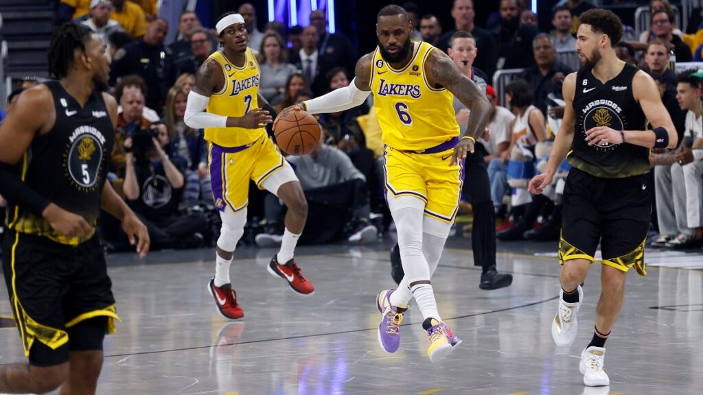 Lakers logran ventaja en primer partido de las semifinales de la Conferencia Oeste