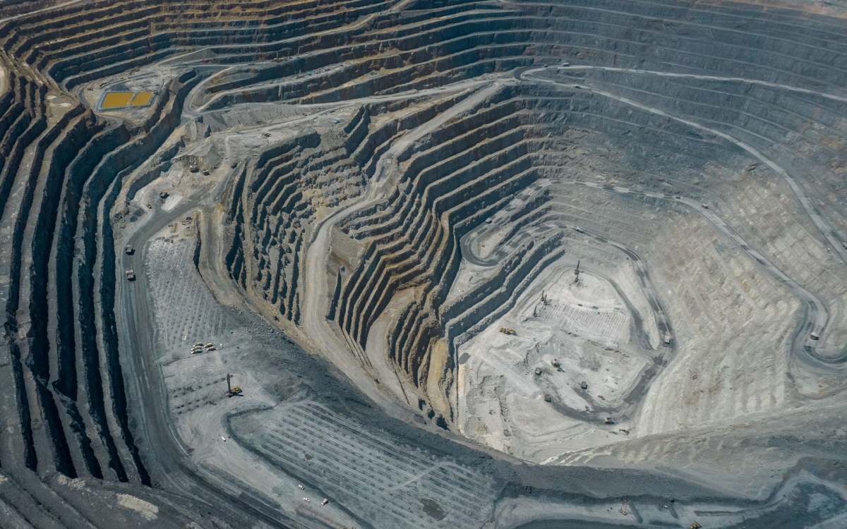 Ley minera solo afectará nuevas concesiones: AMLO