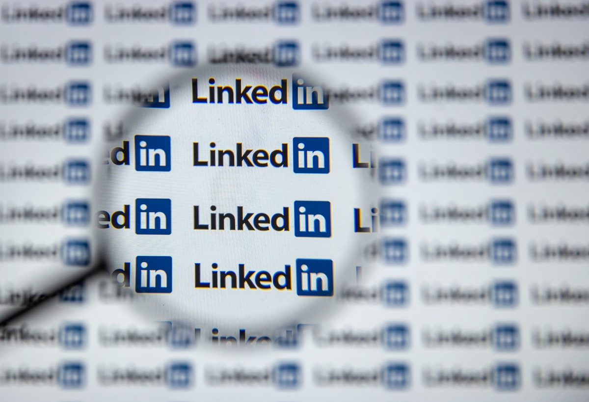 LinkedIn lleva sus herramientas de verificación a los puestos de trabajo