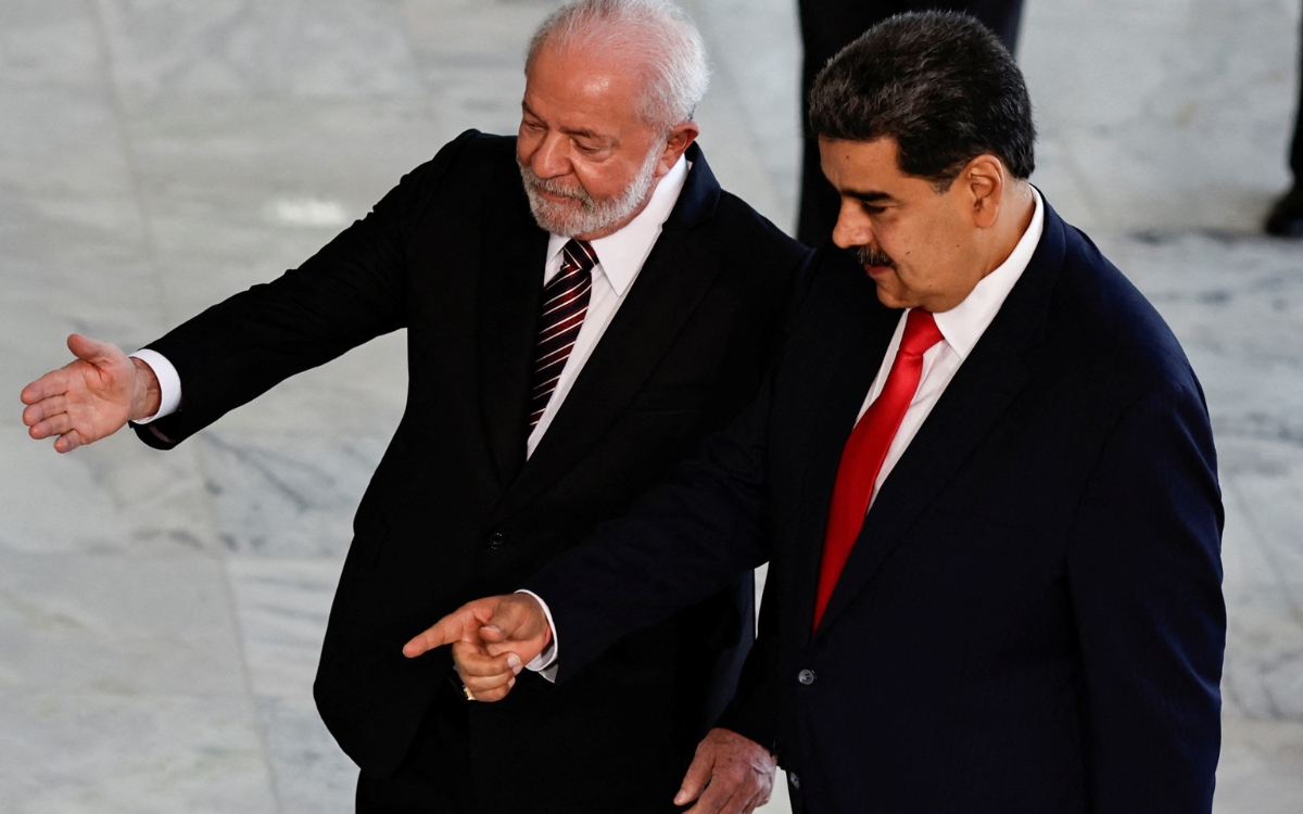 Lula recibe con honores a Maduro en Brasilia