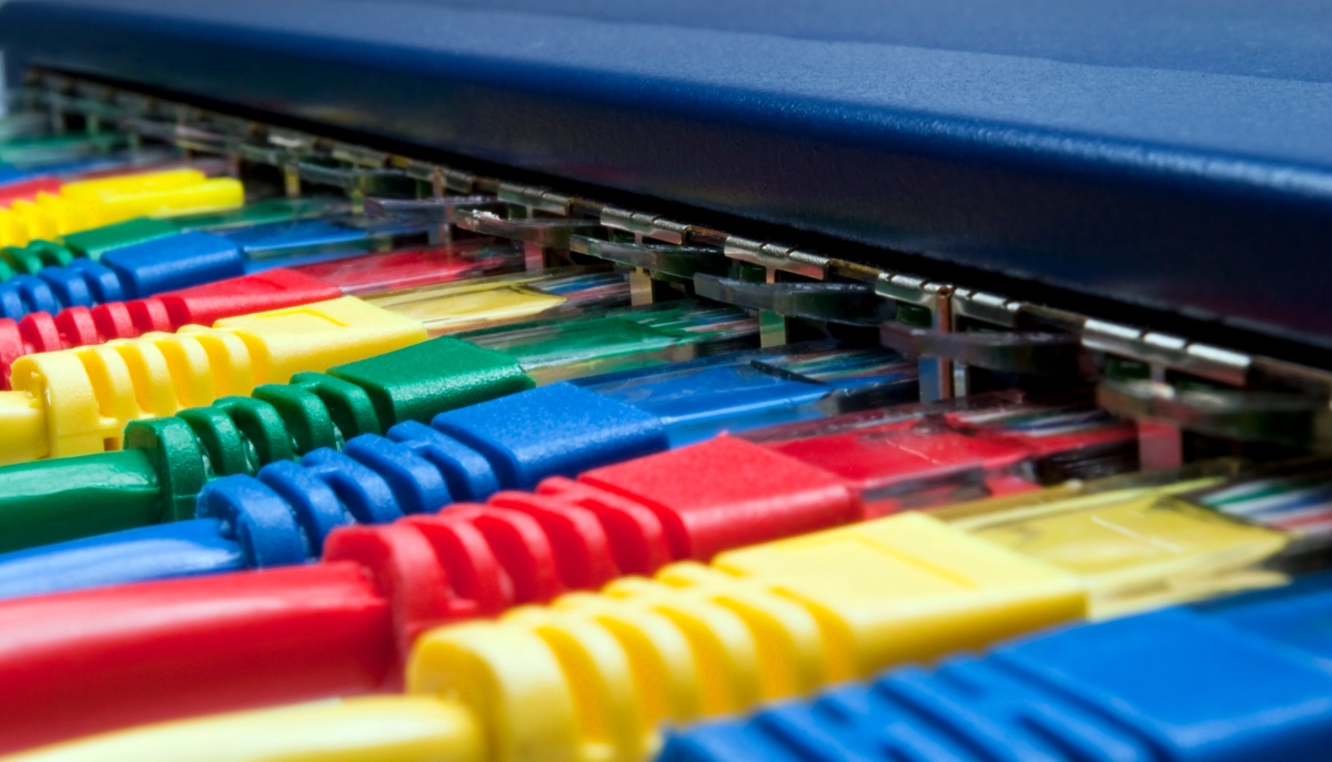 Más de 50 ISP, ONG y grupos de radiodifusión criticaron el 'sesgo de las grandes empresas de telecomunicaciones' que impulsa una propuesta anticompetitiva de tarifas de red de la UE