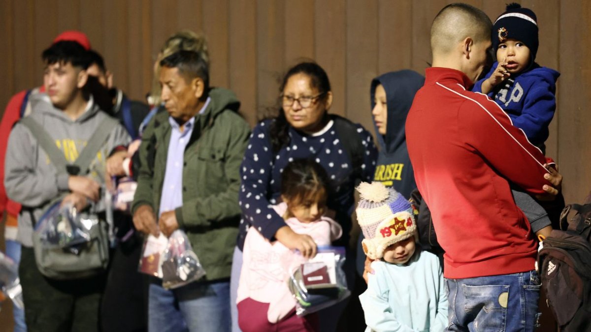 Recursos y ayuda para inmigrantes en el condado de Los Ángeles