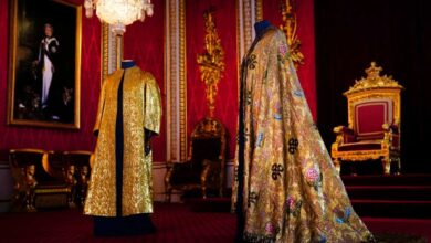Rey Carlos usará prendas históricas en coronación