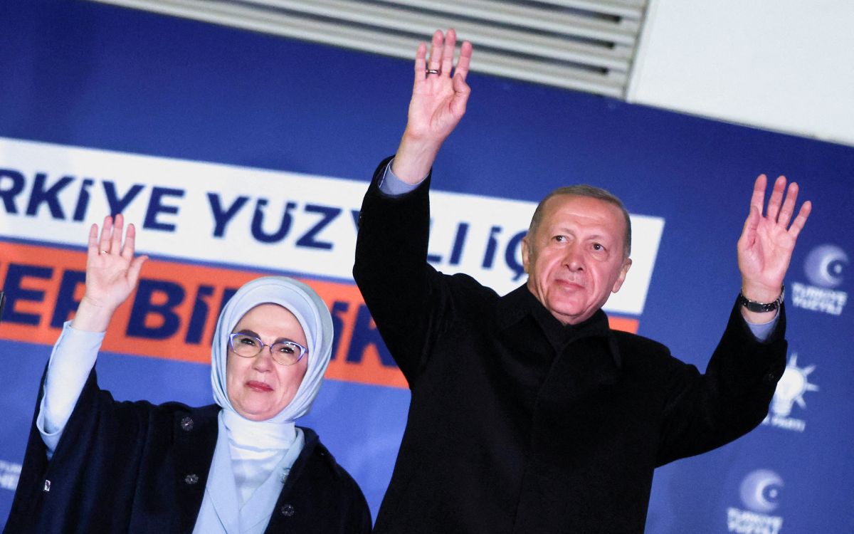 Turquía: Erdogan no alcanza mayoría absoluta en elecciones; va segunda vuelta