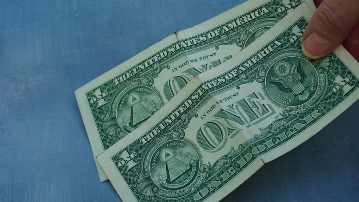 billetes de $1 con errores pueden valer miles de dólares